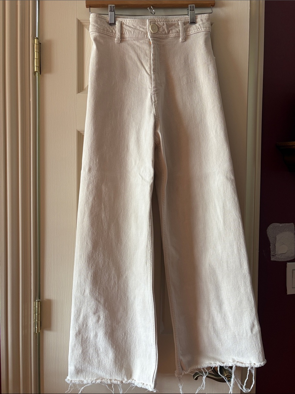 Zara Off-White Wide Leg Jeans